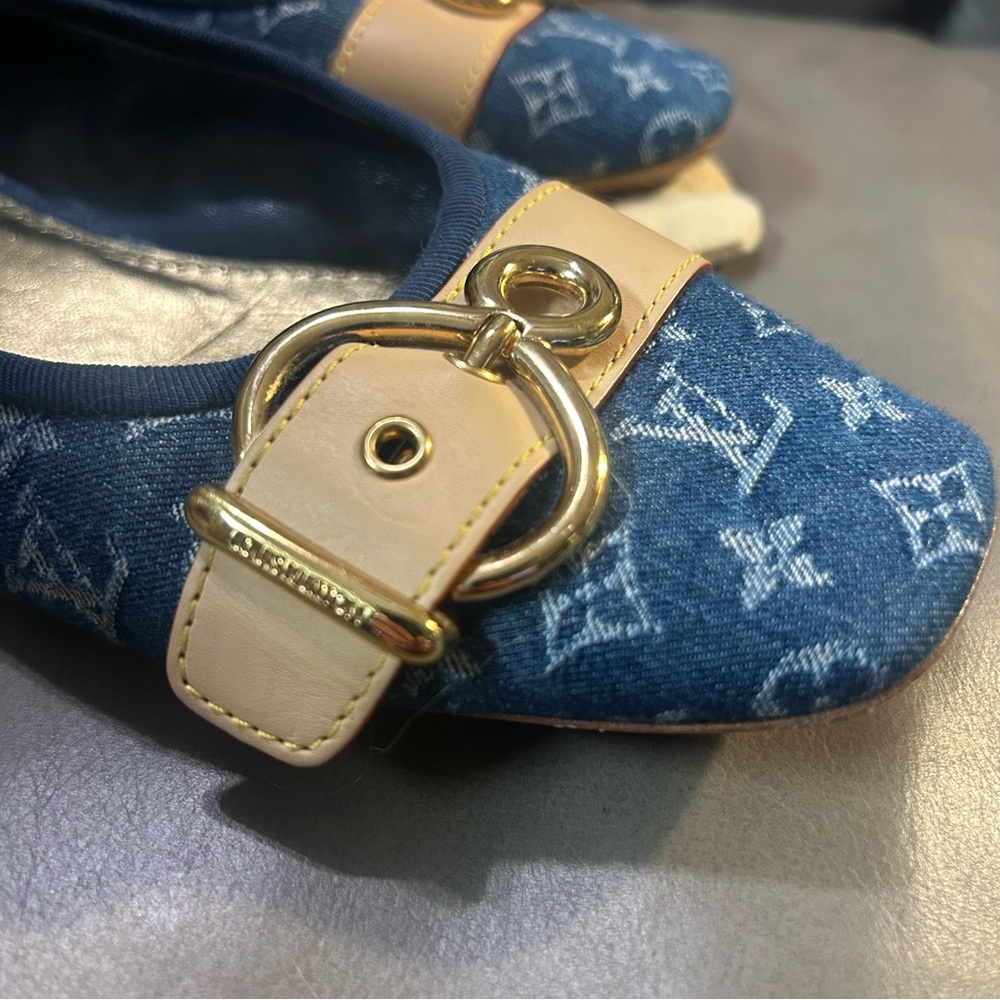 Louis Vuitton Blue Monogram Denim Ballet Flats with Beige Leather Buckle - Picture 14 of 14